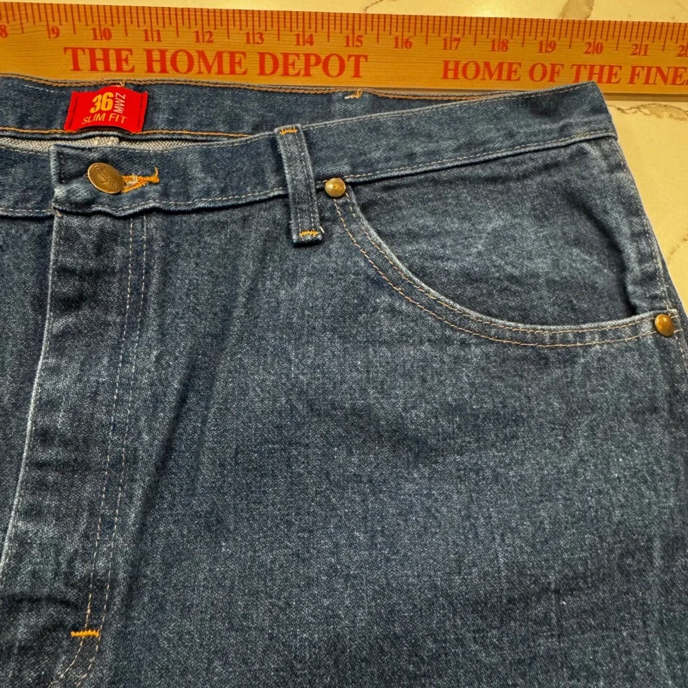 Wrangler 36MWZ Cowboy Cut Slim Fit Jeans Mens 40x32 Blue Indigo Denim 36MWZPD